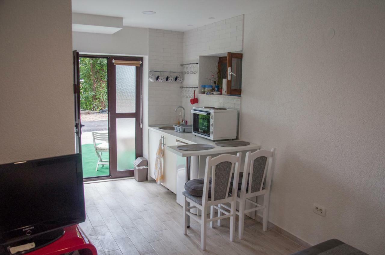 Vuksanovic Apartment تْشيرسيك نوفي المظهر الخارجي الصورة